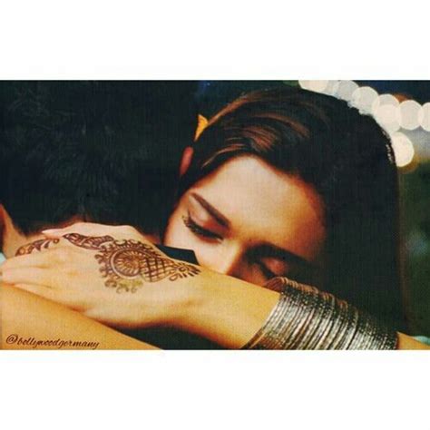 DEEPIKA PADUKONE: Romantic & Beautiful Scenes from。